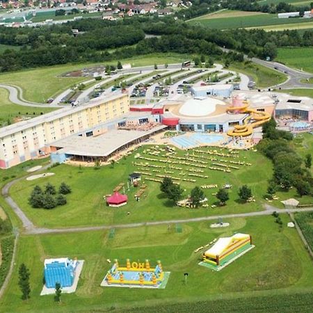 H2O Hotel-Therme-Resort, Fuer Familien Mit Kindern Бад-Вальтерсдорф Екстер'єр фото