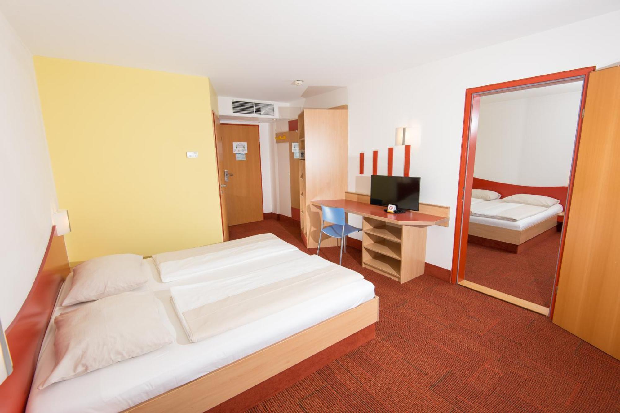 H2O Hotel-Therme-Resort, Fuer Familien Mit Kindern Бад-Вальтерсдорф Екстер'єр фото