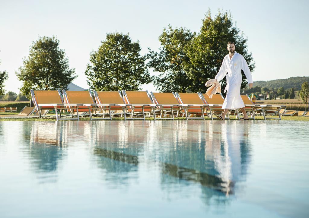H2O Hotel-Therme-Resort, Fuer Familien Mit Kindern Бад-Вальтерсдорф Екстер'єр фото